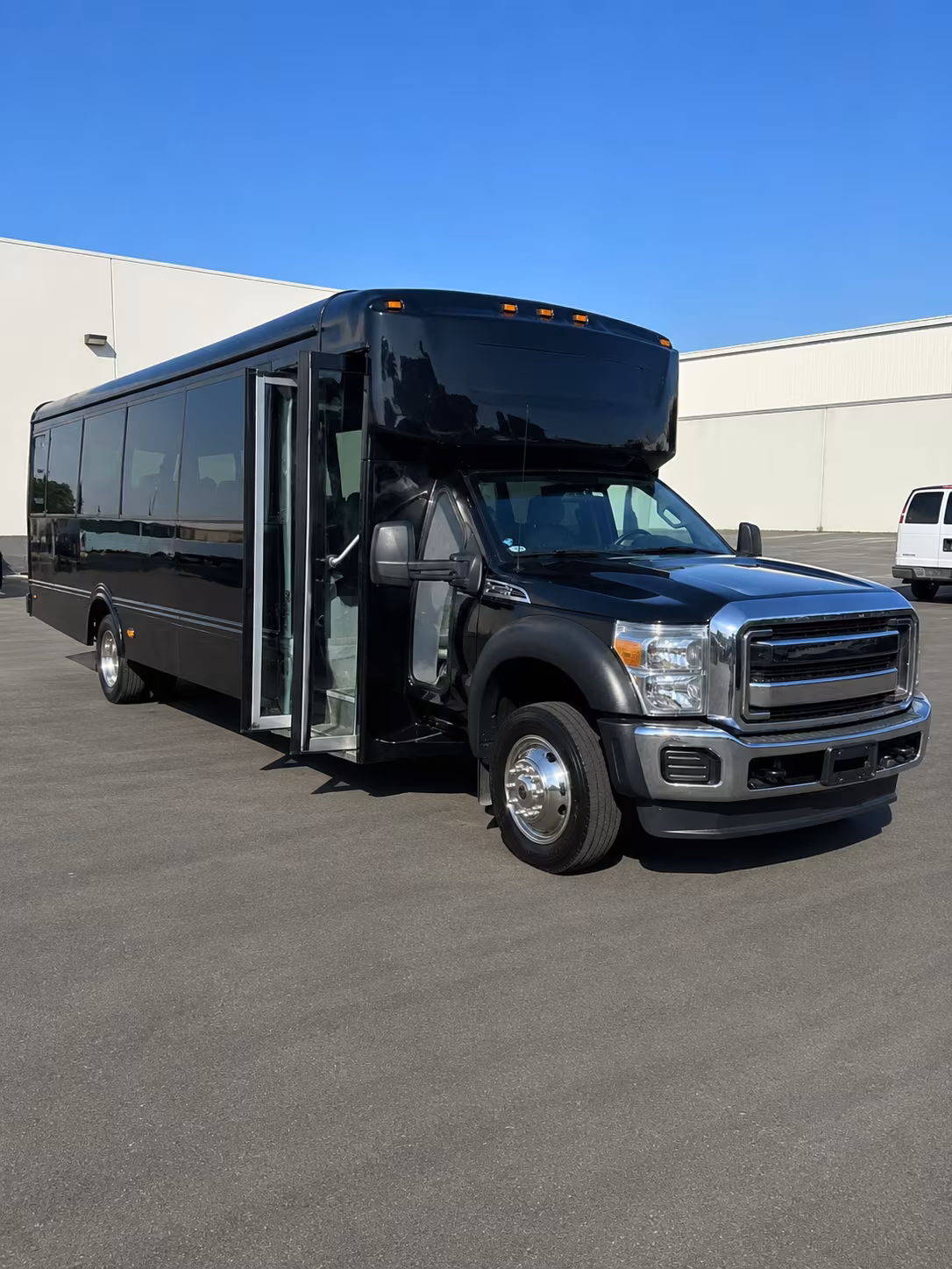 bachelor and bachelorette party buses through downtown stamford