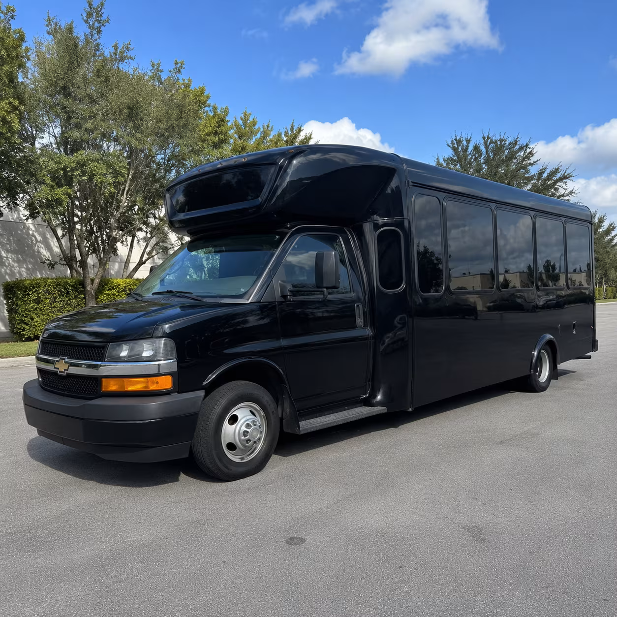 birthday party buses for stamford nightlife crawls along the harbor point waterfront
