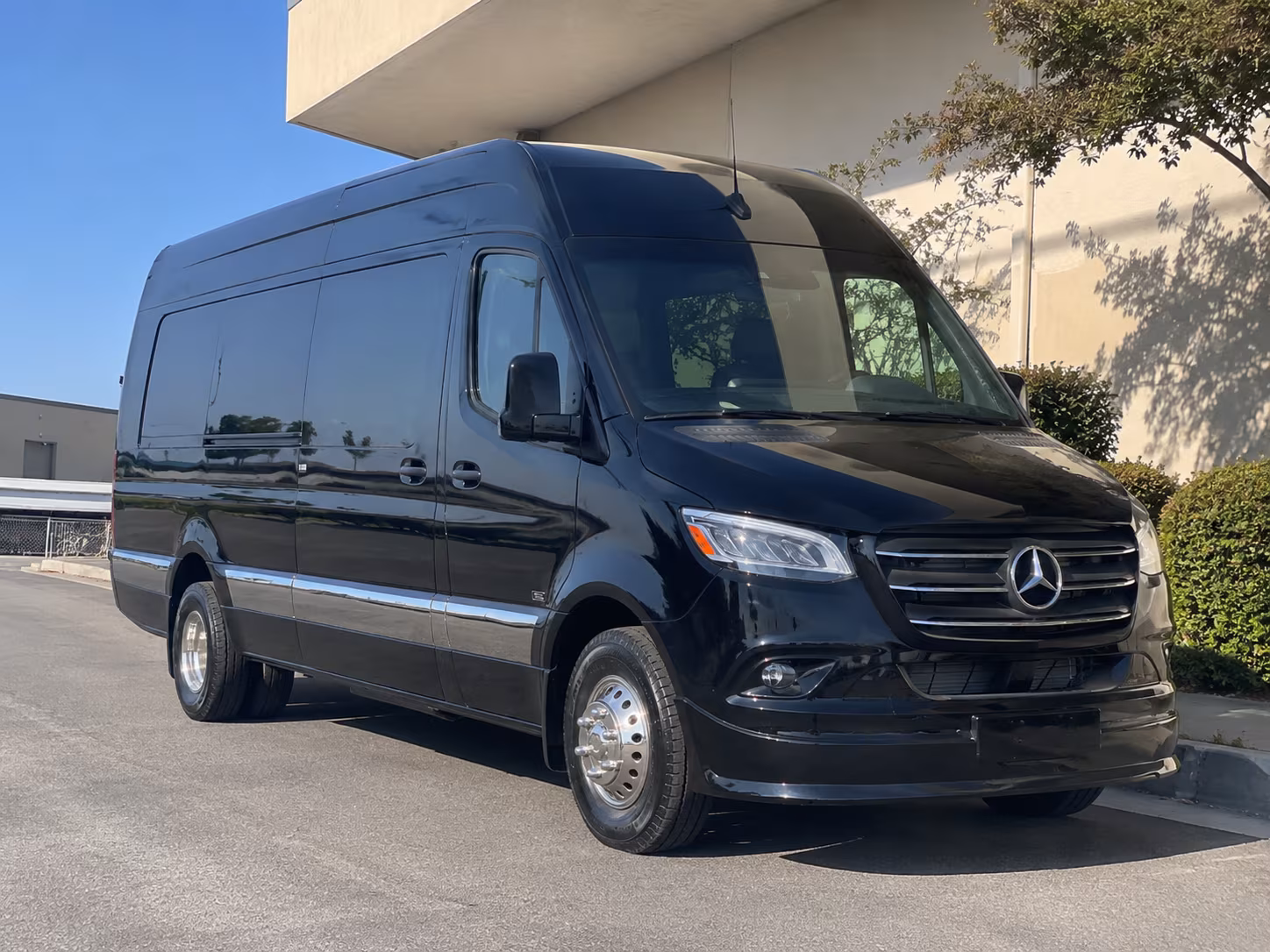 bus rental options for stamford trips