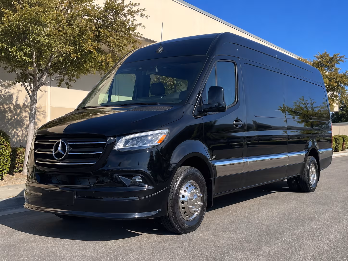 easily book transportation for your next birthday 1