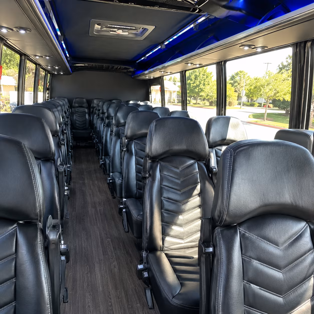 easily book transportation for your next prom 1