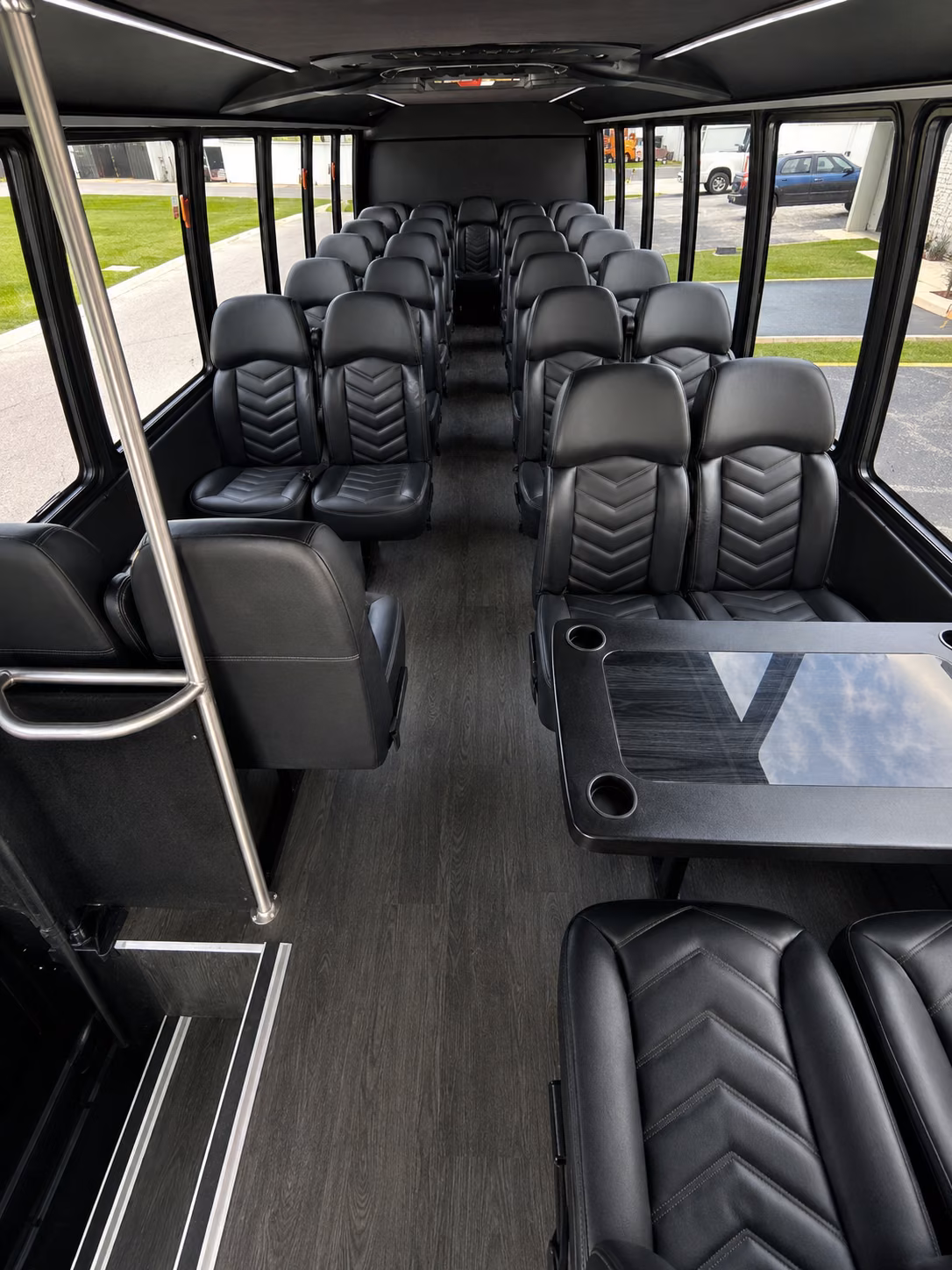 easily book transportation for your next prom 4