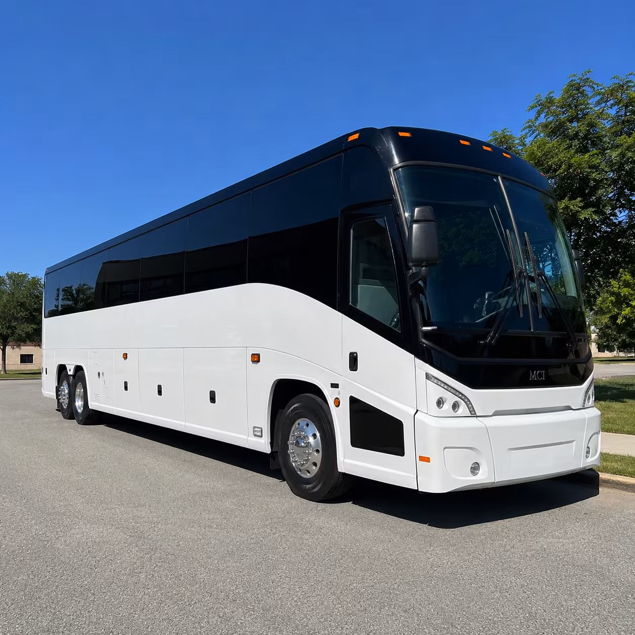 stamford 40 passenger charter bus